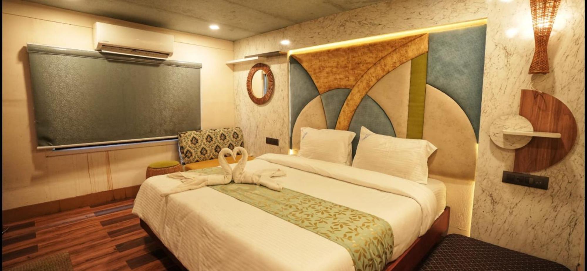 Отель Victoria Houseboats Alappuzha Экстерьер фото